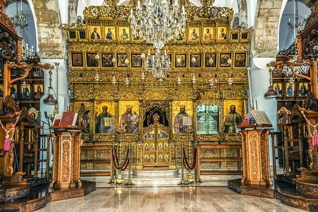 כנסיה מדהימה בכפר אומודוס קפריסין